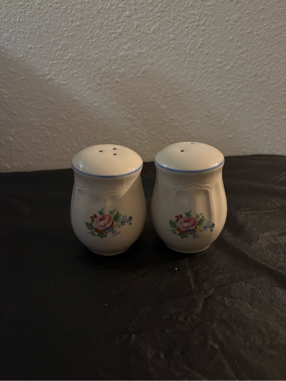 Vintage Floral Ceramic Salt and Pepper Shakers - Cream with Pink Rose